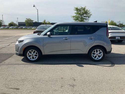 Steel Gray 2025 Kia Soul LX