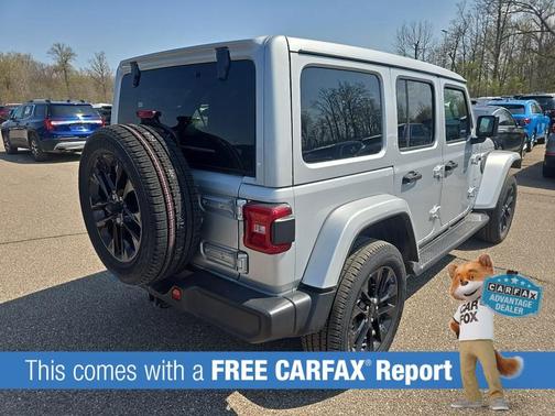 Silver Zynith Clearcoat 2023 Jeep Wrangler 4xe Sahara