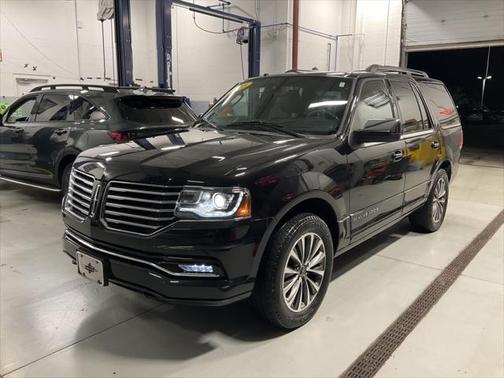 2015 Lincoln Navigator Base