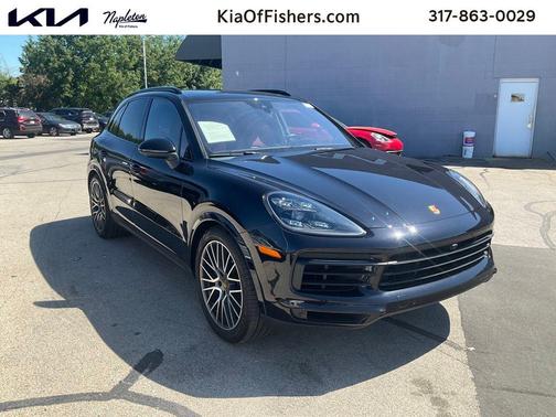 2022 Porsche Cayenne S