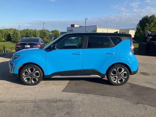 Surf Blue 2025 Kia Soul EX