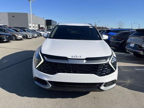 2024 Kia Sportage EX