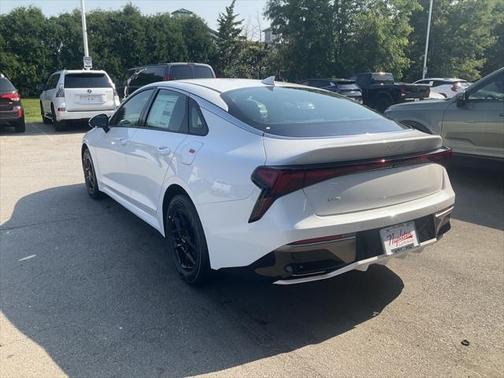 2025 Kia K5 LXS