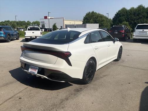 2025 Kia K5 LXS