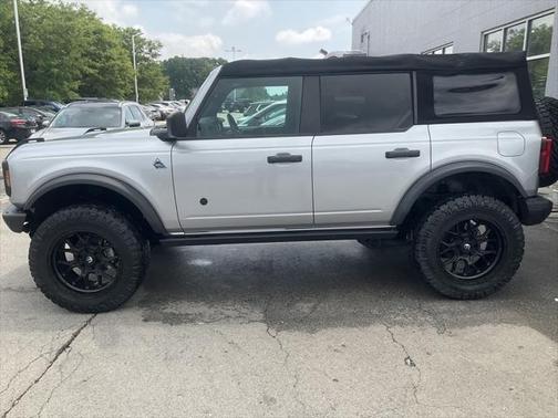 2022 Ford Bronco Black Diamond