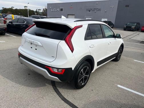 2025 Kia Niro EX