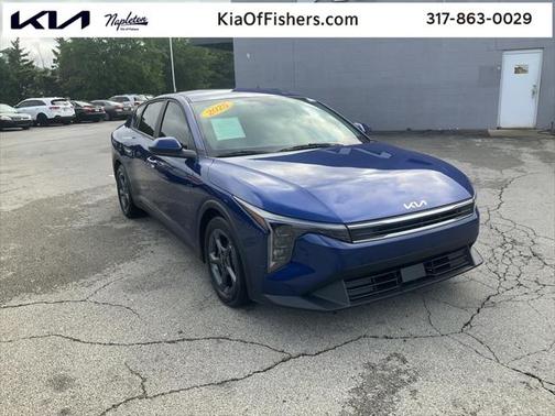 2025 Kia K4 LXS