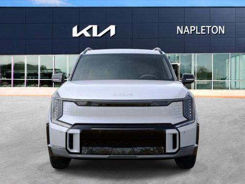 Glacial White Pearl 2026 Kia EV9 GT-Line