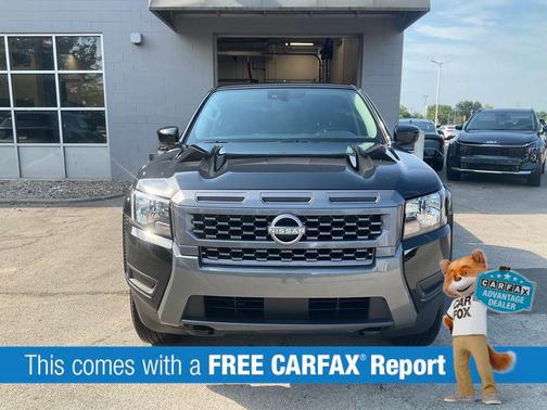 2025 Nissan Frontier SV