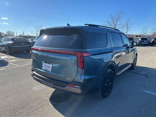 2025 Kia Carnival Hybrid SX