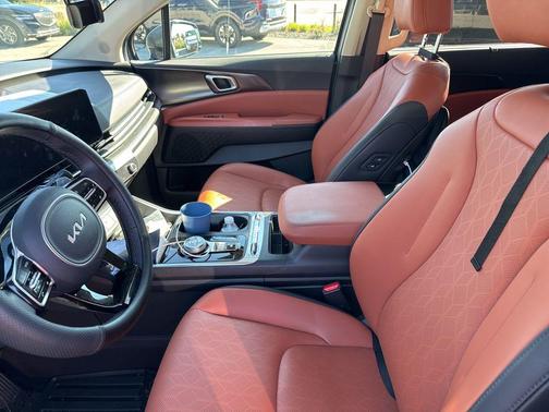 2025 Kia Carnival Hybrid SX