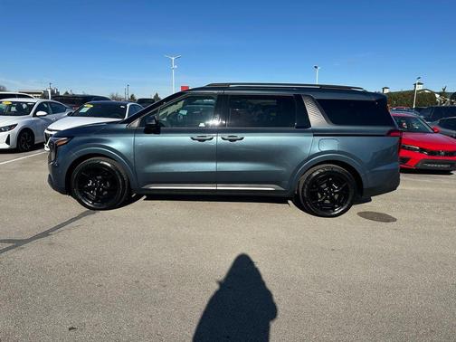 2025 Kia Carnival Hybrid SX