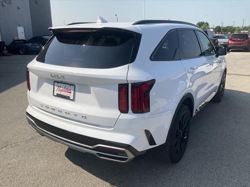 2022 Kia Sorento SX