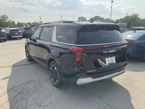 2025 Kia Carnival EX