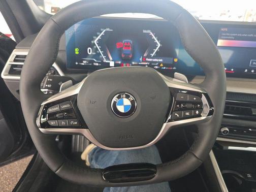 2025 BMW 330 330i xDrive