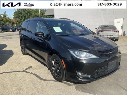 2018 Chrysler Pacifica Touring-L Plus
