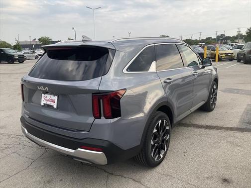 2025 Kia Sorento EX