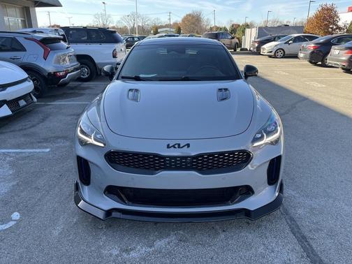 2022 Kia Stinger GT2