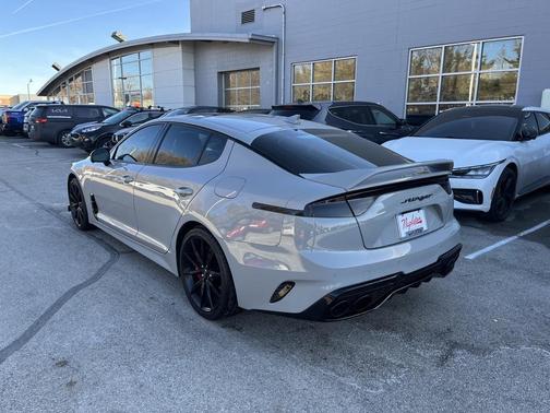 2022 Kia Stinger GT2