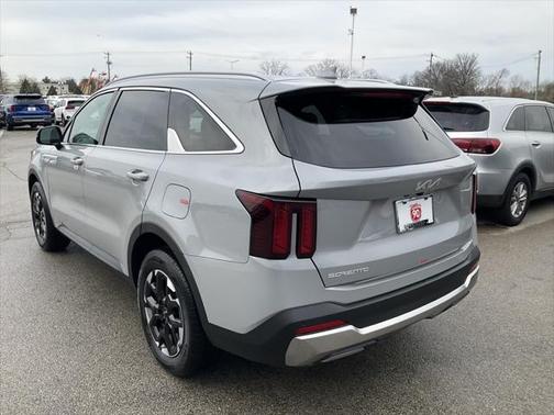 2025 Kia Sorento S