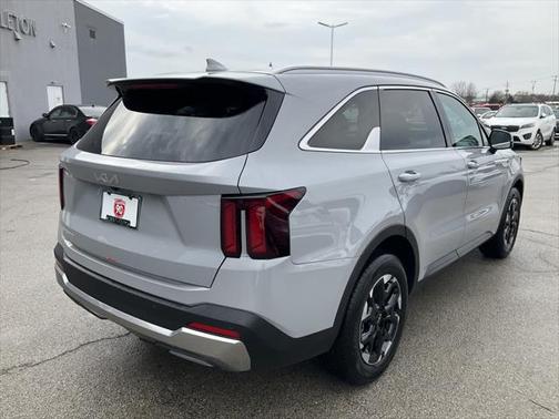 2025 Kia Sorento S