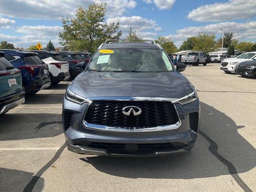 2023 INFINITI QX60 SENSORY