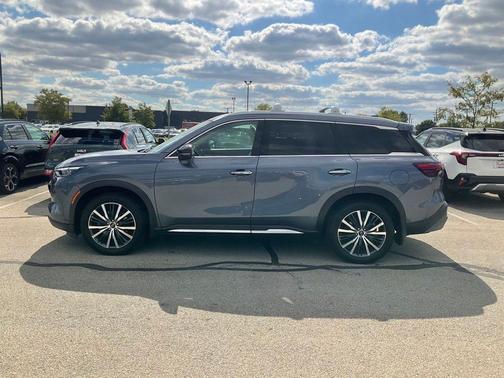 2023 INFINITI QX60 SENSORY