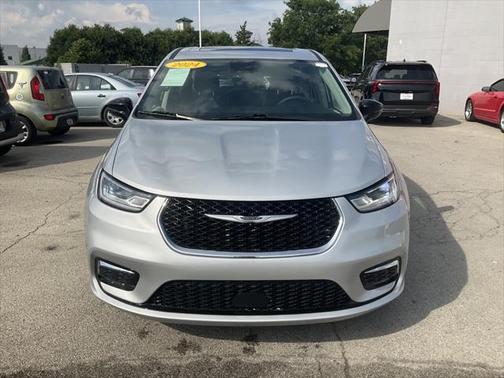 2024 Chrysler Pacifica Limited