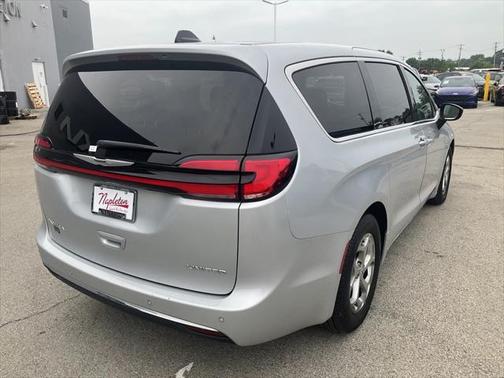 2024 Chrysler Pacifica Limited