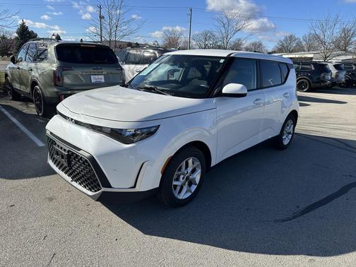 2024 Kia Soul LX