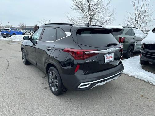 2023 Kia Seltos S