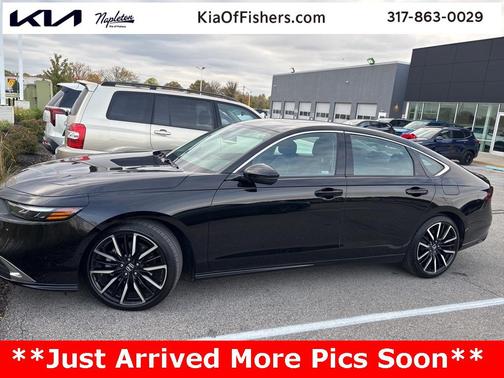 2023 Honda Accord Hybrid Touring