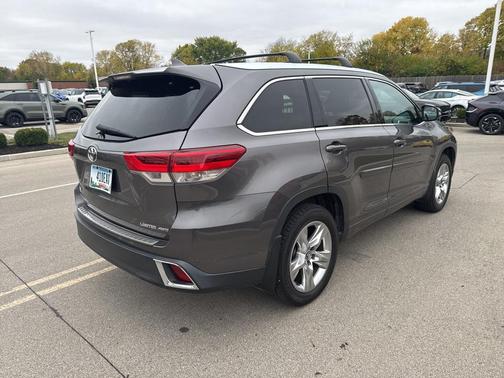 2017 Toyota Highlander Limited