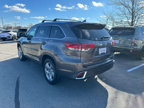 2017 Toyota Highlander Limited