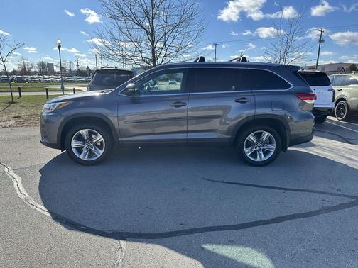 2017 Toyota Highlander Limited