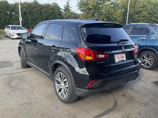 2019 Mitsubishi Outlander Sport SE