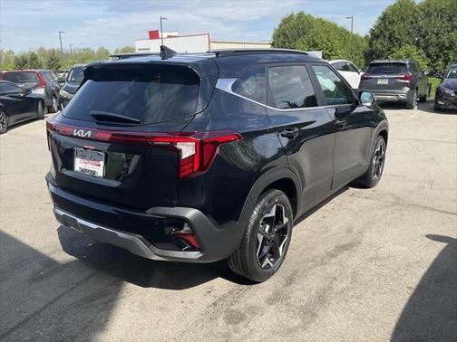 2025 Kia Seltos EX