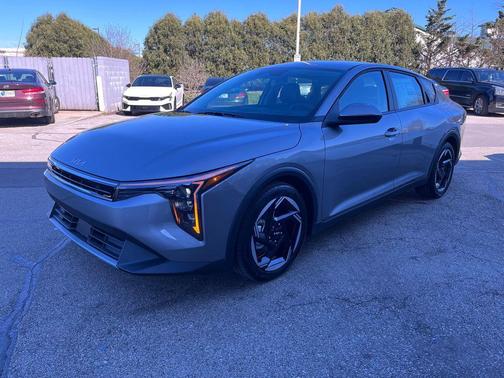 2026 Kia K4 EX