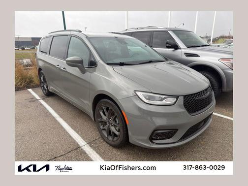 2021 Chrysler Pacifica Touring