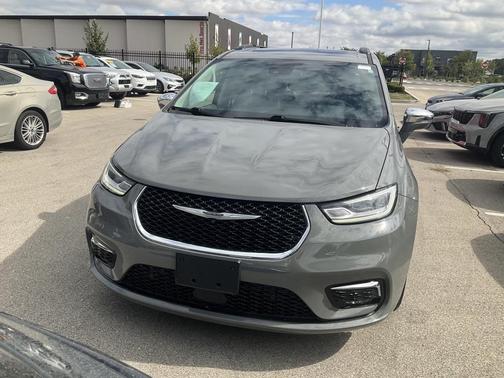 2022 Chrysler Pacifica Limited