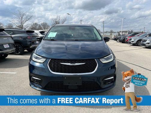 2024 Chrysler Pacifica Hybrid Select