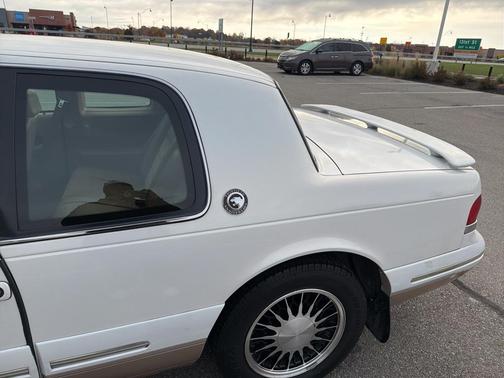 1997 Mercury Cougar XR-7