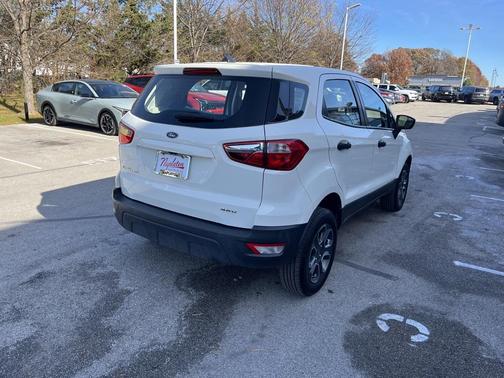 2022 Ford EcoSport S
