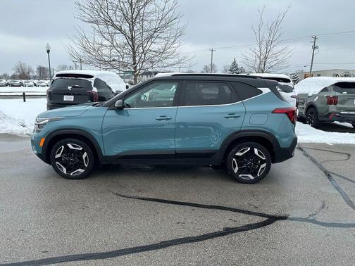 2024 Kia Seltos SX
