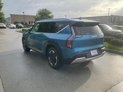 2026 Kia EV9 Land
