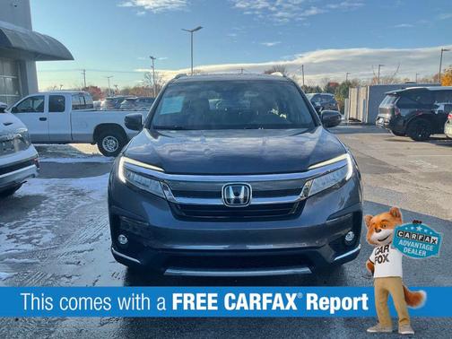 2022 Honda Pilot Touring 8-Passenger