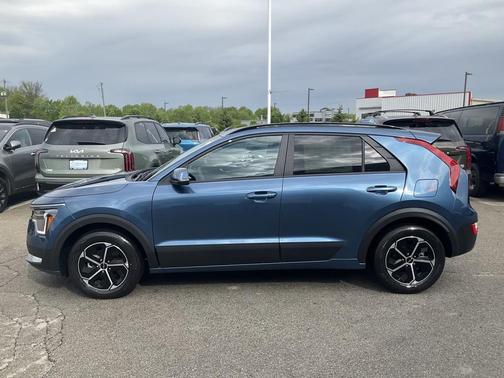 2025 Kia Niro EX