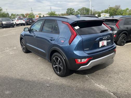 2025 Kia Niro EX
