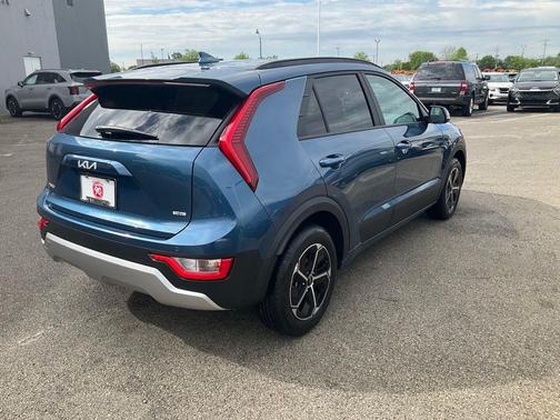 2025 Kia Niro EX