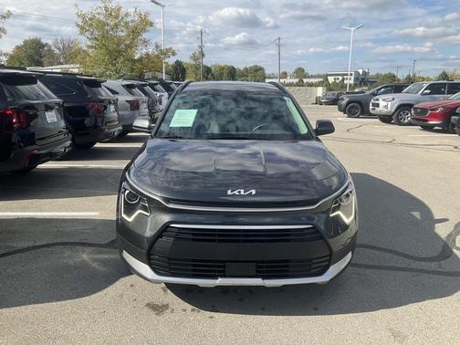 2023 Kia Niro EX
